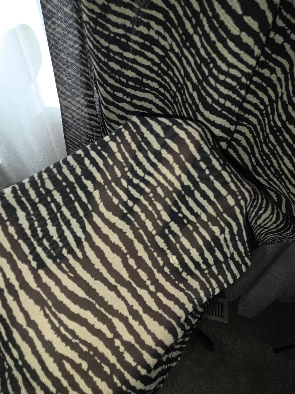 cleo Black and Cream Zebra-Print Button Front Blouse - Picture 9 of 9
